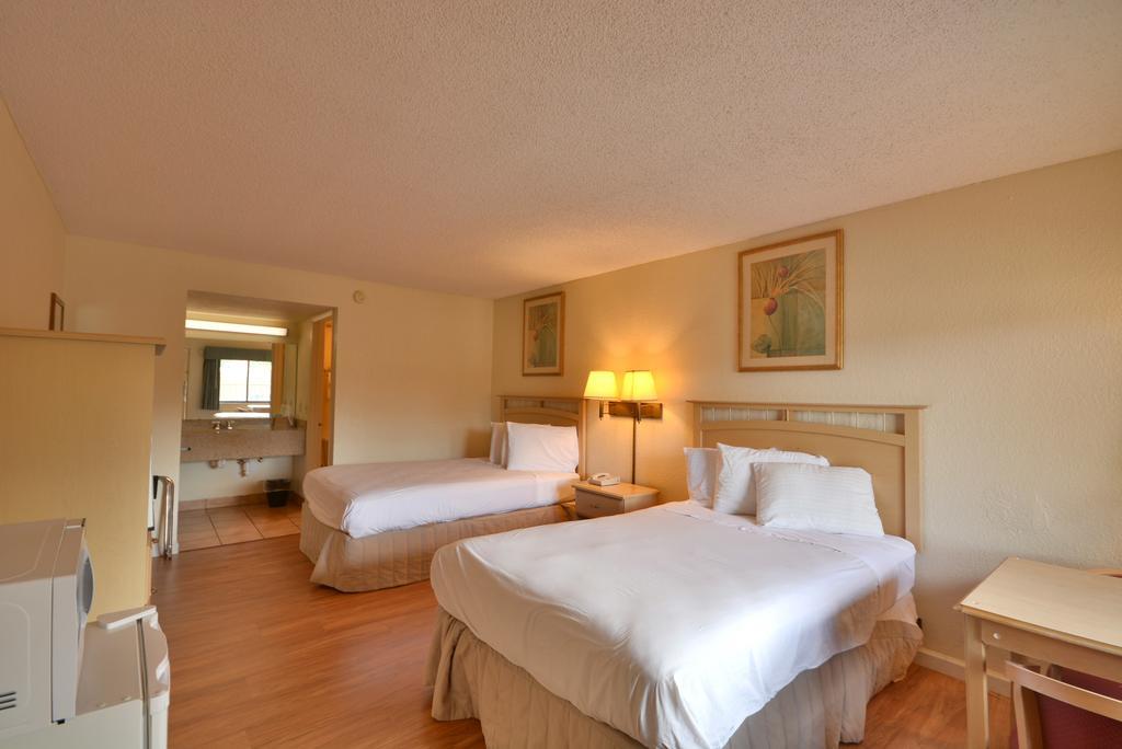 Country Hearth Inn- Kissimmee Exterior foto