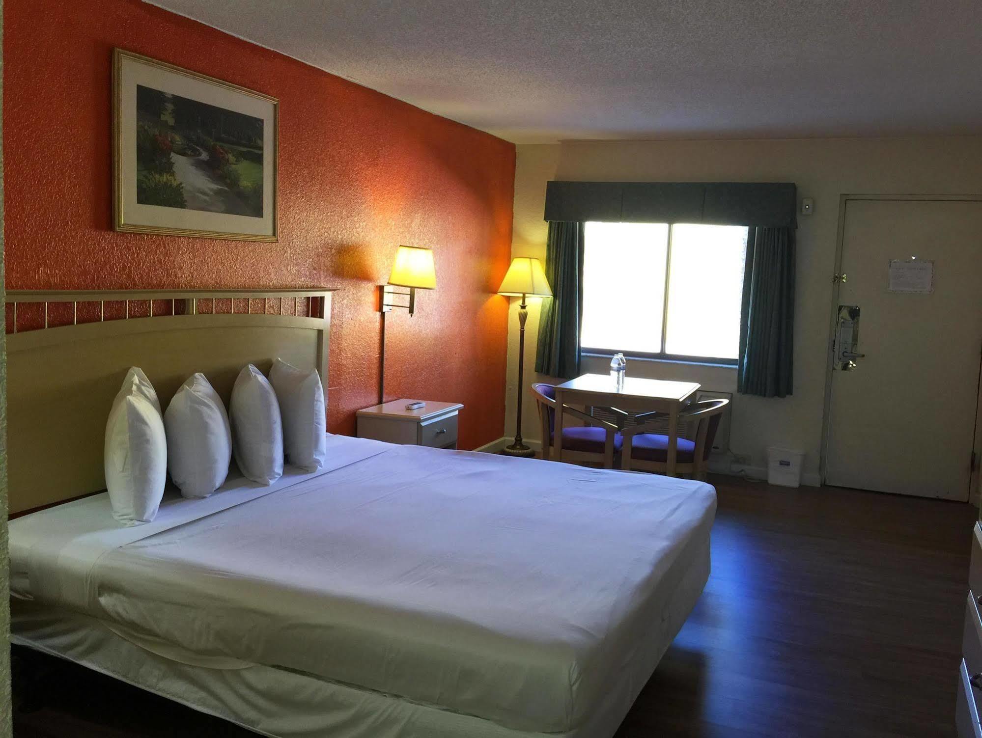 Country Hearth Inn- Kissimmee Exterior foto